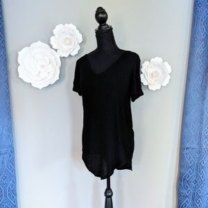 SOLD❗Super Soft Black V-Neck Tunic Tee